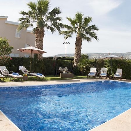 Villa Alysia By Ezoria Villas كورال باي المظهر الخارجي الصورة