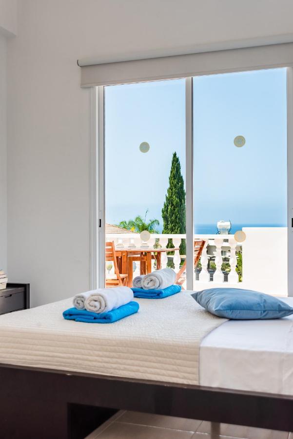 Villa Alysia By Ezoria Villas كورال باي المظهر الخارجي الصورة