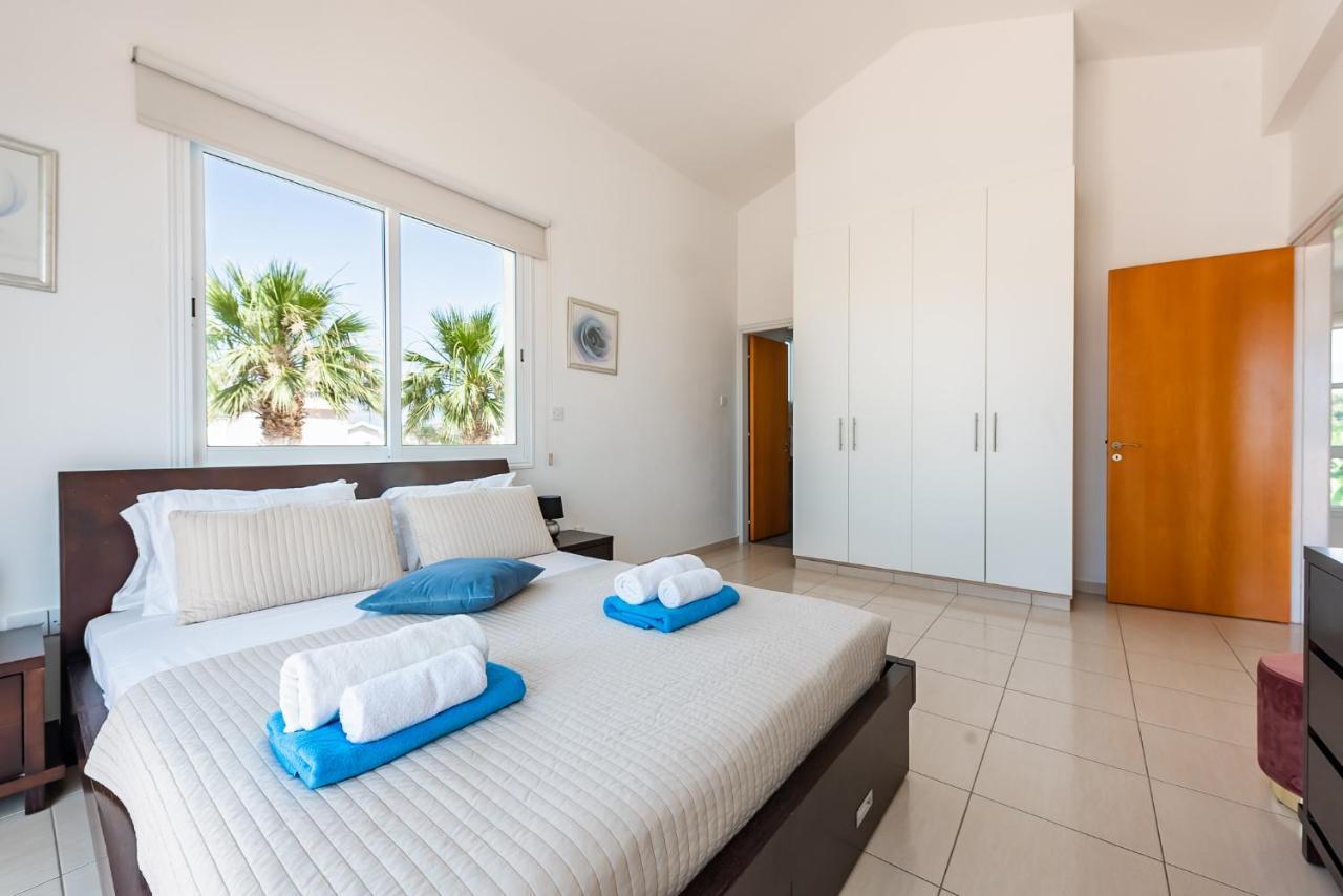 Villa Alysia By Ezoria Villas كورال باي المظهر الخارجي الصورة